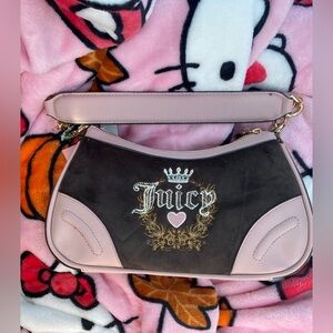 Juicy couture heritage shoulder bag